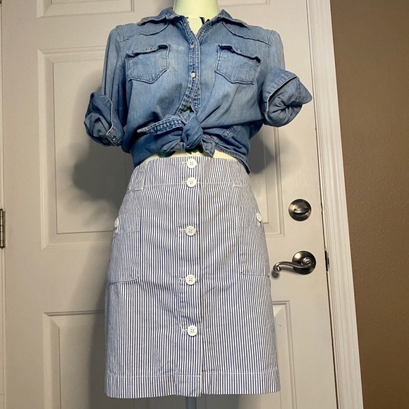 Vineyard Vines Dresses & Skirts - Vineyard Vines 🐳 Seersucker Cotton Skirt